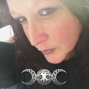 Meet your Posher, Kasandra